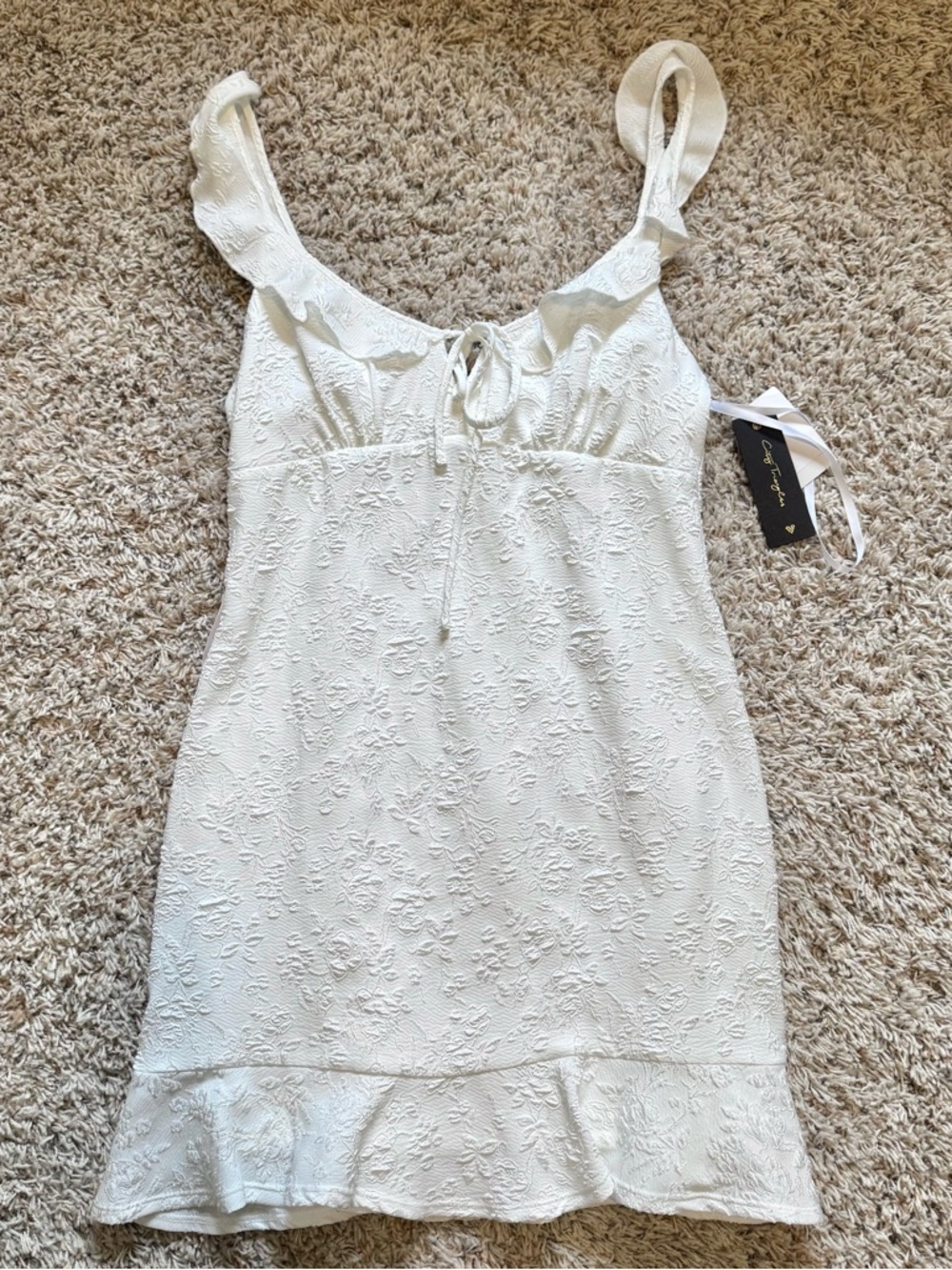 City Triangles - Women’s (L) White Eyelet Babydoll Summer Dress w/ Ruffle Detail